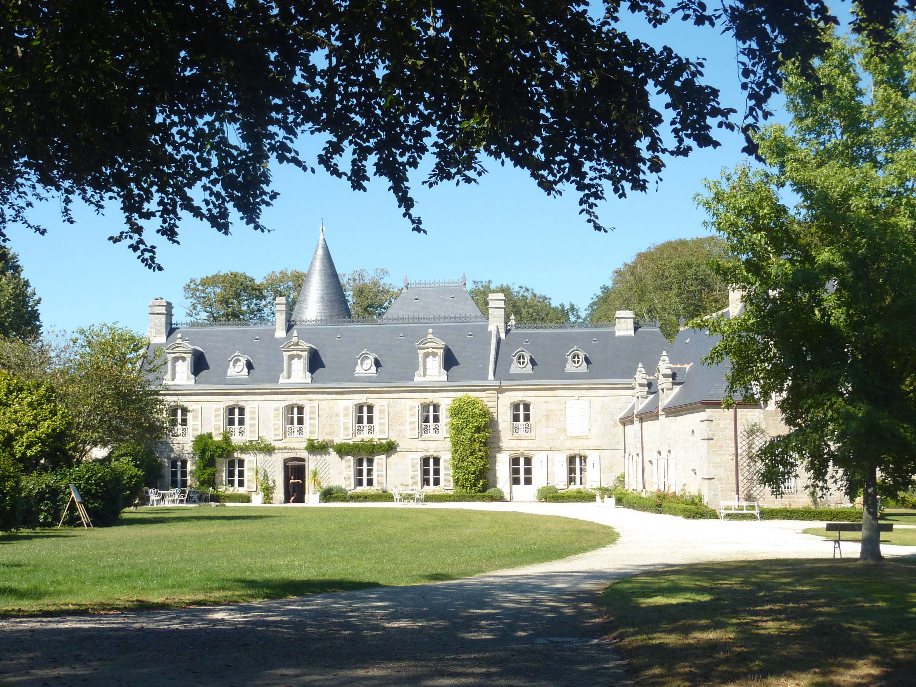 Manoir de Kerazan — château à Loctudy, Finistère, façade, classé mh
