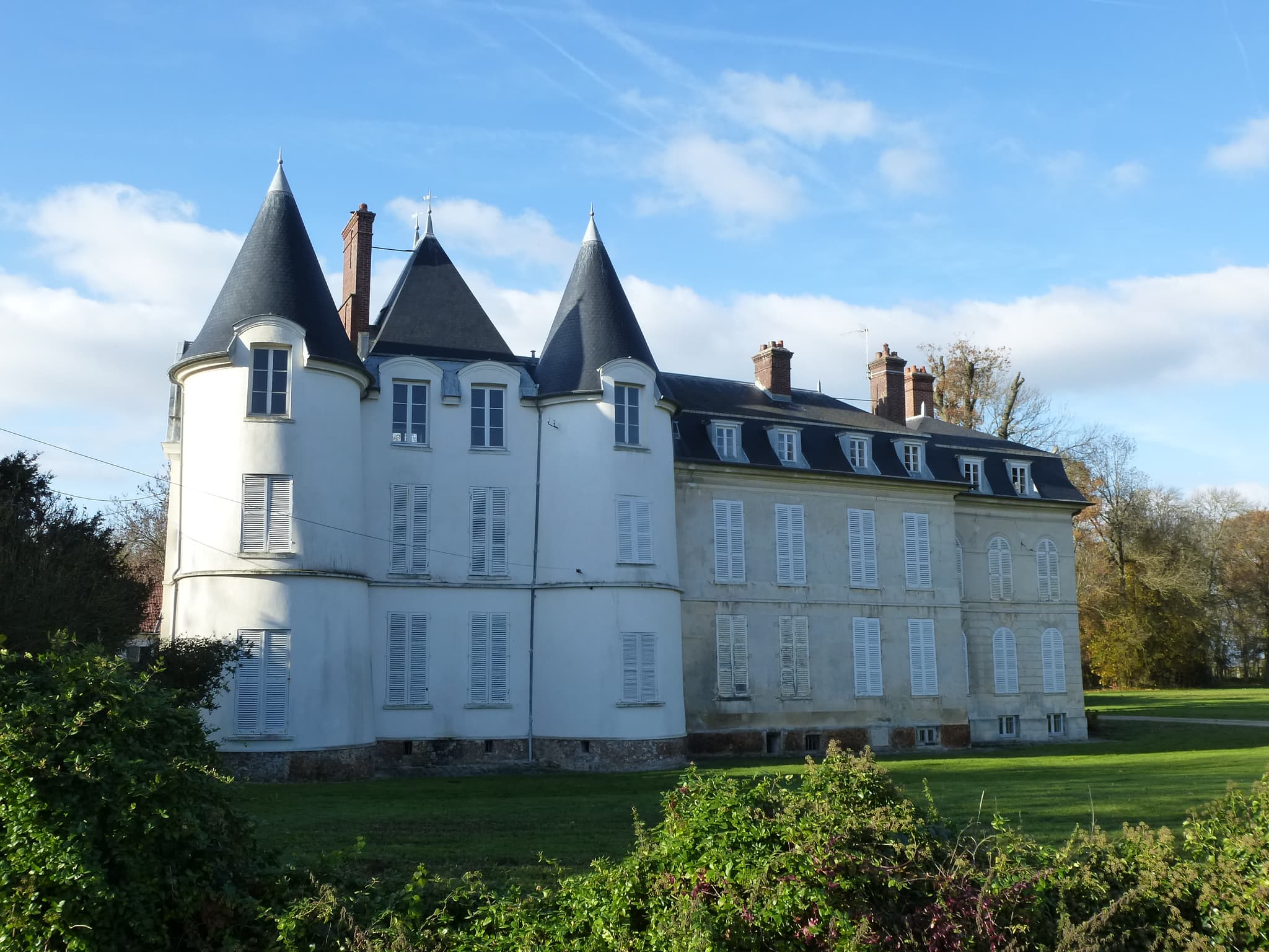 Château de Bélou — château à Boutigny, Seine-et-Marne, inscrit mh
