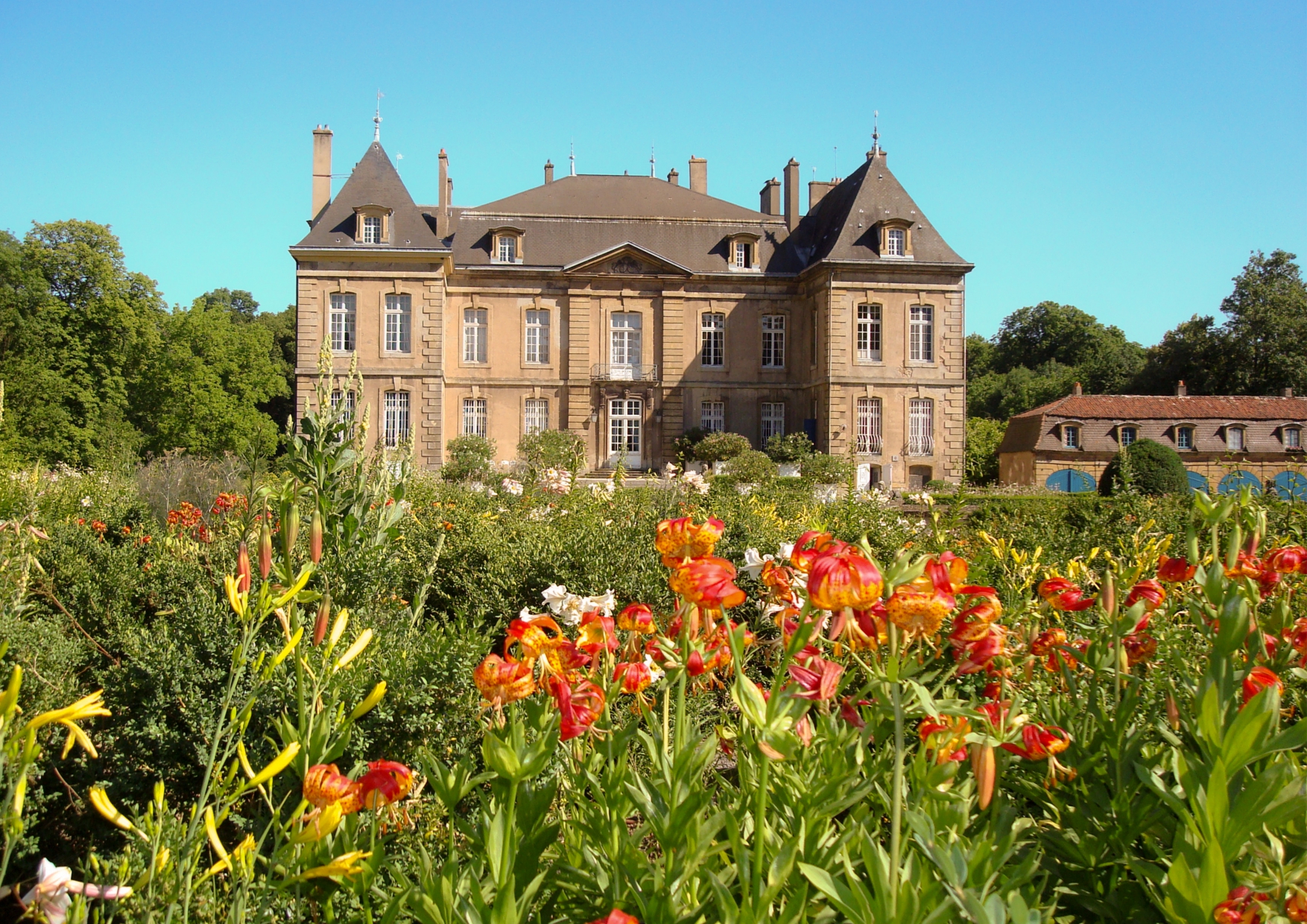 Château de la Grange-Bléneau et sa chapelle — château à Courpalay, Seine-et-Marne, inscrit mh