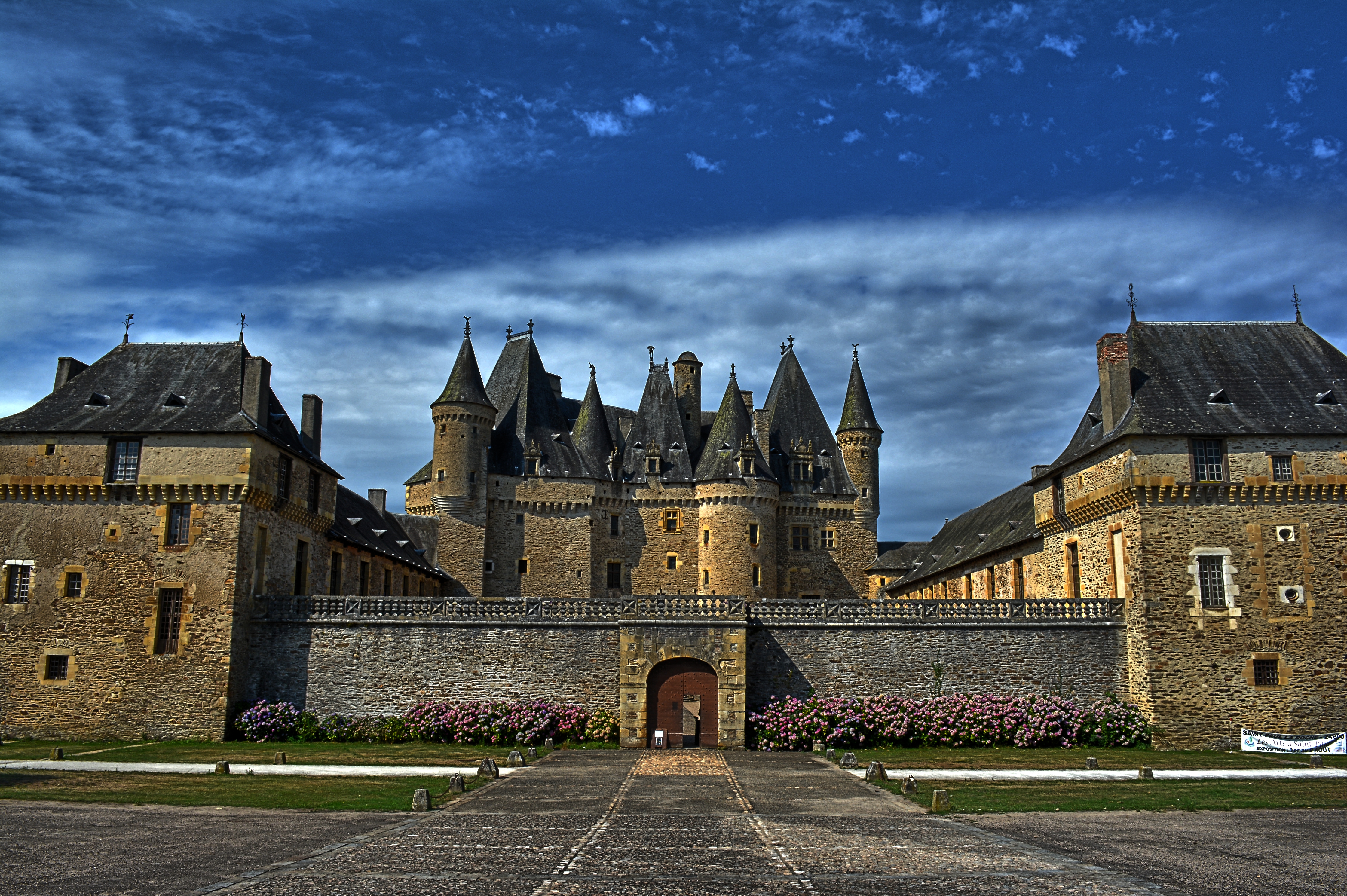 Château de Jumilhac-le-Grand — château à Jumilhac-le-Grand, Dordogne, classé mh