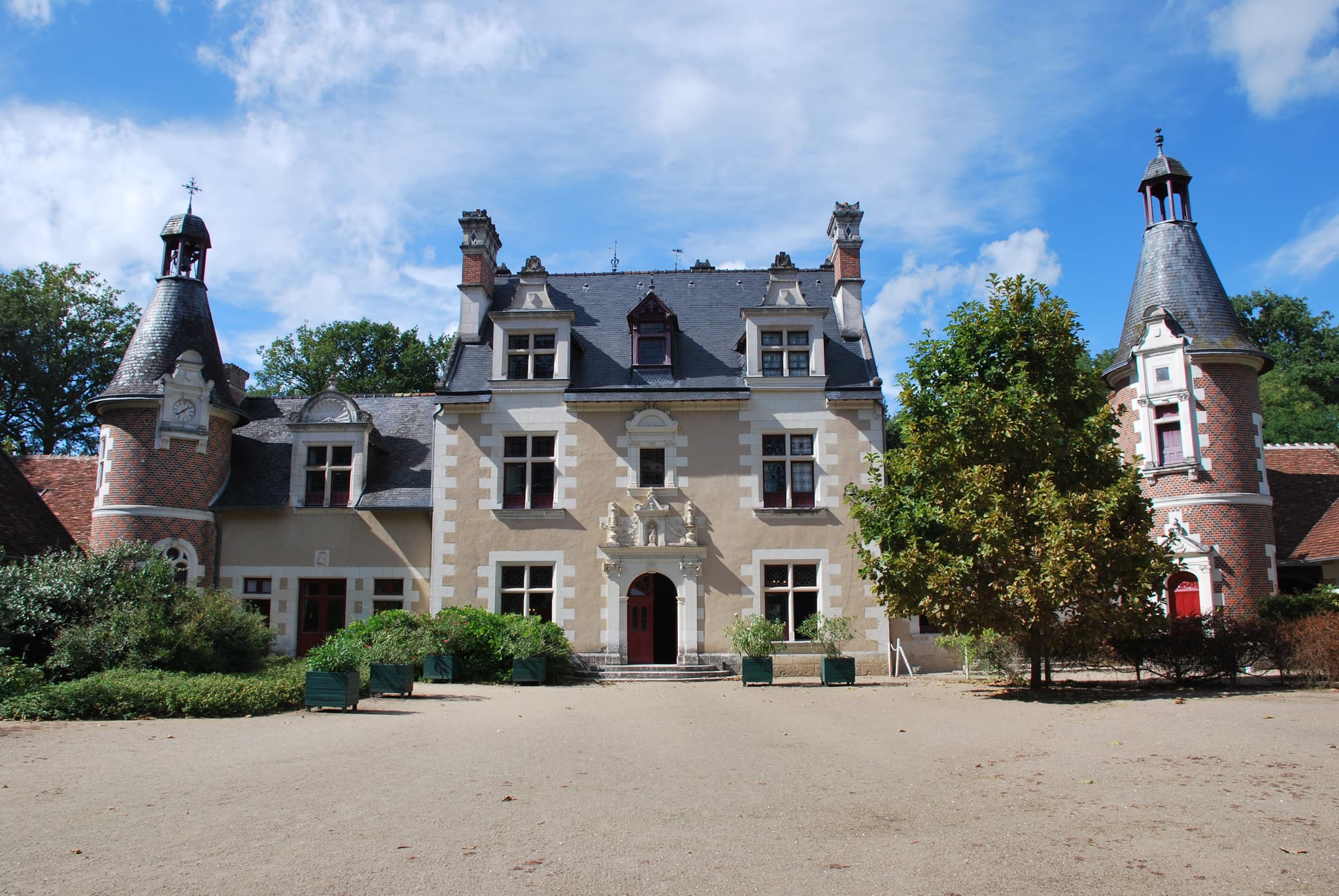 Château de Troussay — château à Cheverny, Loir-et-Cher, façade, inscrit mh