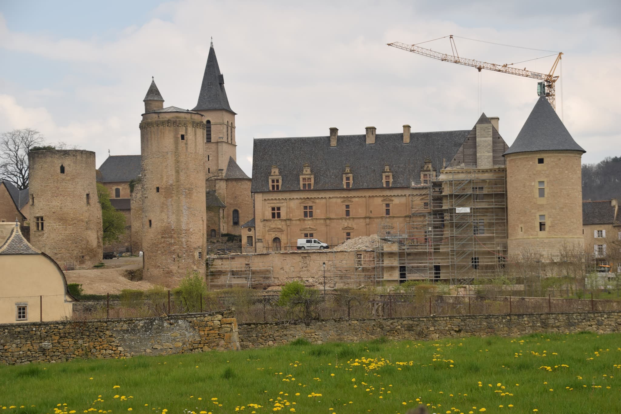 Château de Bournazel — château à Bournazel, Aveyron, intérieur, classé mh